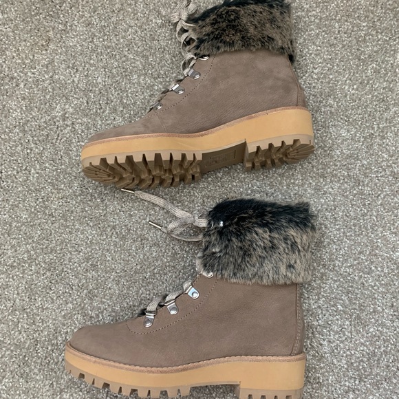 New in box Dolce Vita Booties With Fur Detail - Picture 3 of 6